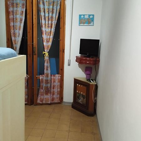 300 Metri Dal Mare Apartment Follonica Exterior photo